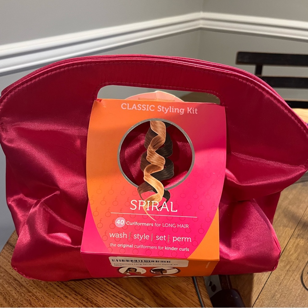 Women's/Girls Curlformers Long Spiral Curls Styling Kit opened but nvr used